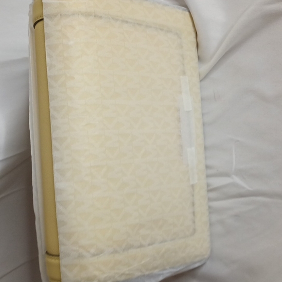 Michael Kors Jet Set Large Saffiano Leather Brown Crossbody Bag - Buttercup - Picture 6 of 6